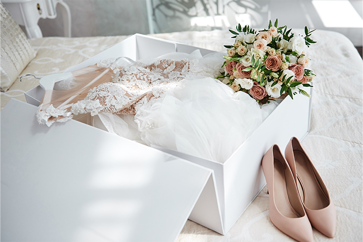 Wedding-Dress-Box-Best-Practices--What-to-Do-(and-Not-to-Do)-When-Using-One